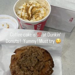 Warmed up coffee muffin ; toasted white chocolate latte Warmed up coffee muffin ; toasted white chocolate latte