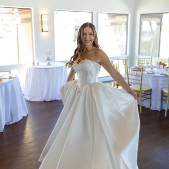 Strut Bridal Salon - Bridal Near Me - Long Beach, California