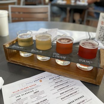 The Front Yard - Berry White Flight - Beer Gardens Near Me - Las Vegas, Nevada The Front Yard - Berry White Flight - Beer Gardens Near Me - Las Vegas, Nevada