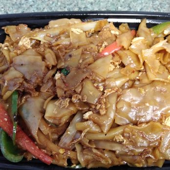 The Green Papaya - Pad Kee Map with Vegan Chicken - Thai Near Me - River Edge, New Jersey The Green Papaya - Pad Kee Map with Vegan Chicken - Thai Near Me - River Edge, New Jersey