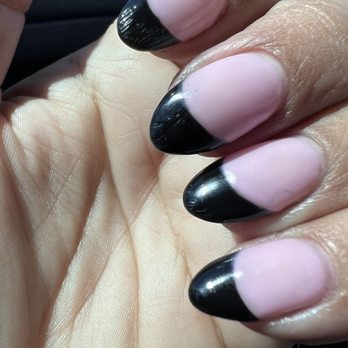 Palace Nail Lounge Gilbert - Low quality manicure with brushstrokes - Nail Salons Near Me - Mesa, Arizona Palace Nail Lounge Gilbert - Low quality manicure with brushstrokes - Nail Salons Near Me - Mesa, Arizona
