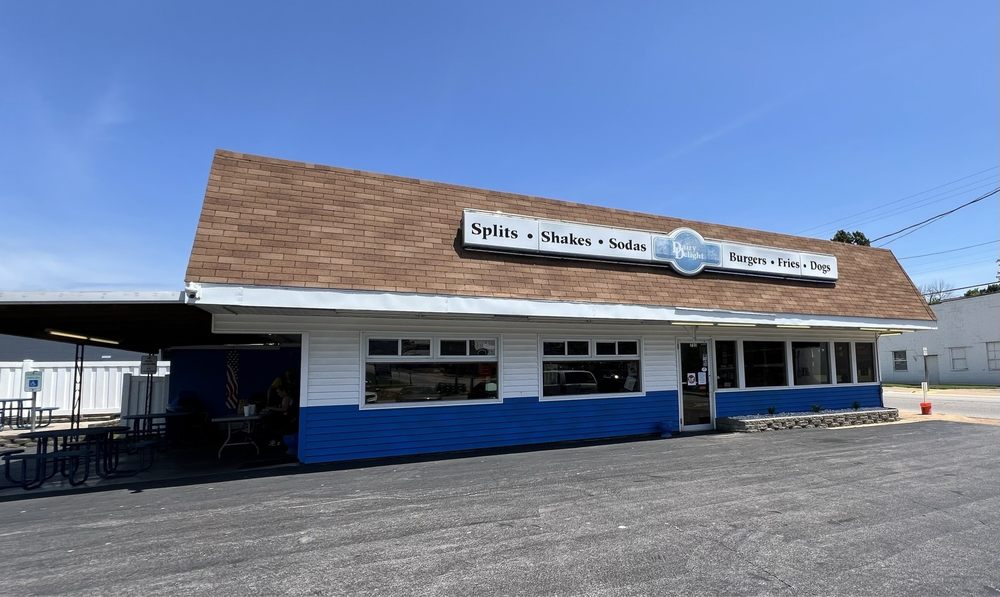 DAIRY DELIGHT Updated October 2024 17 Photos & 26 Reviews 723