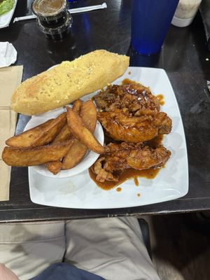 University Kitchen by null