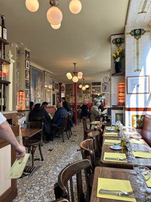 Chez Janou by null