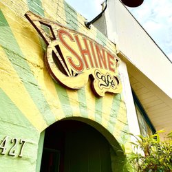 Shine Cafe - Entrance