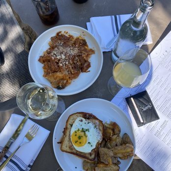 Sixty Vines - New American Near Me - Charlotte, North Carolina