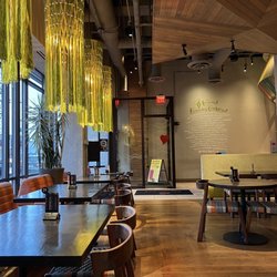 Nando's Peri-Peri - Front of house