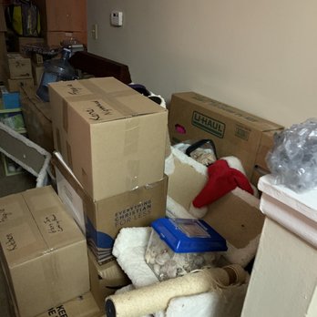 Best Choice Movers - This is how they stacked items.  In front of this is the stacks to the ceiling. - Movers Near Me - Columbia, Missouri
