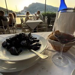 Locanda Lorena - Mussels. Must have.