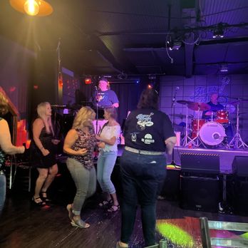 Billy Blues Bar and Grill - Here for the Tuesday Night Jam by Vic Sorisio - Burgers Near Me - Vancouver, Washington Billy Blues Bar and Grill - Here for the Tuesday Night Jam by Vic Sorisio - Burgers Near Me - Vancouver, Washington
