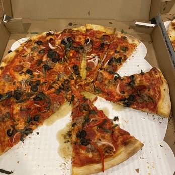Prime Pizza - Supreme Pizza with red peppers, olives, sausage, pepperoni and red onion pure delish! - Pizza Near Me - Burbank, California