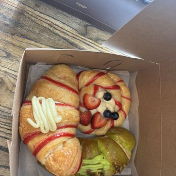 Milk & Brew - Strawberry filled croissant, mix buried Danish pistachos Field croissant - Coffee & Tea Near Me - Brookshire, Texas Milk & Brew - Strawberry filled croissant, mix buried Danish pistachos Field croissant - Coffee & Tea Near Me - Brookshire, Texas