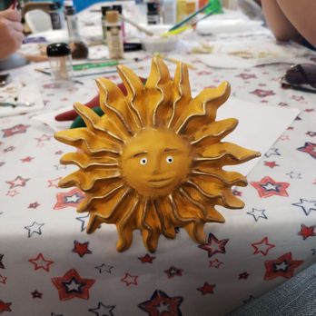 Bee Creative Ceramics - Sun burst.  Sits on the end of an edge! - Arts & Crafts Near Me - Las Vegas, Nevada