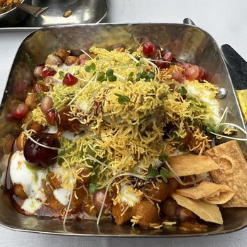Bombay Palace - Samosa chaat - Indian Near Me - London, XGL