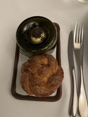 The Restaurant at JUSTIN by null