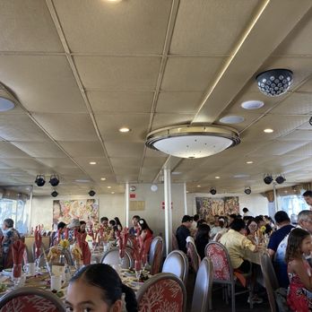 Star of Honolulu - Inside - Boat Charters Near Me - Honolulu, Hawaii Star of Honolulu - Inside - Boat Charters Near Me - Honolulu, Hawaii