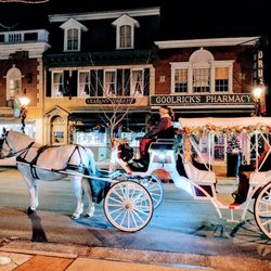 Olde Towne Carriages - Christmas rides with Olde Towne Carriages!