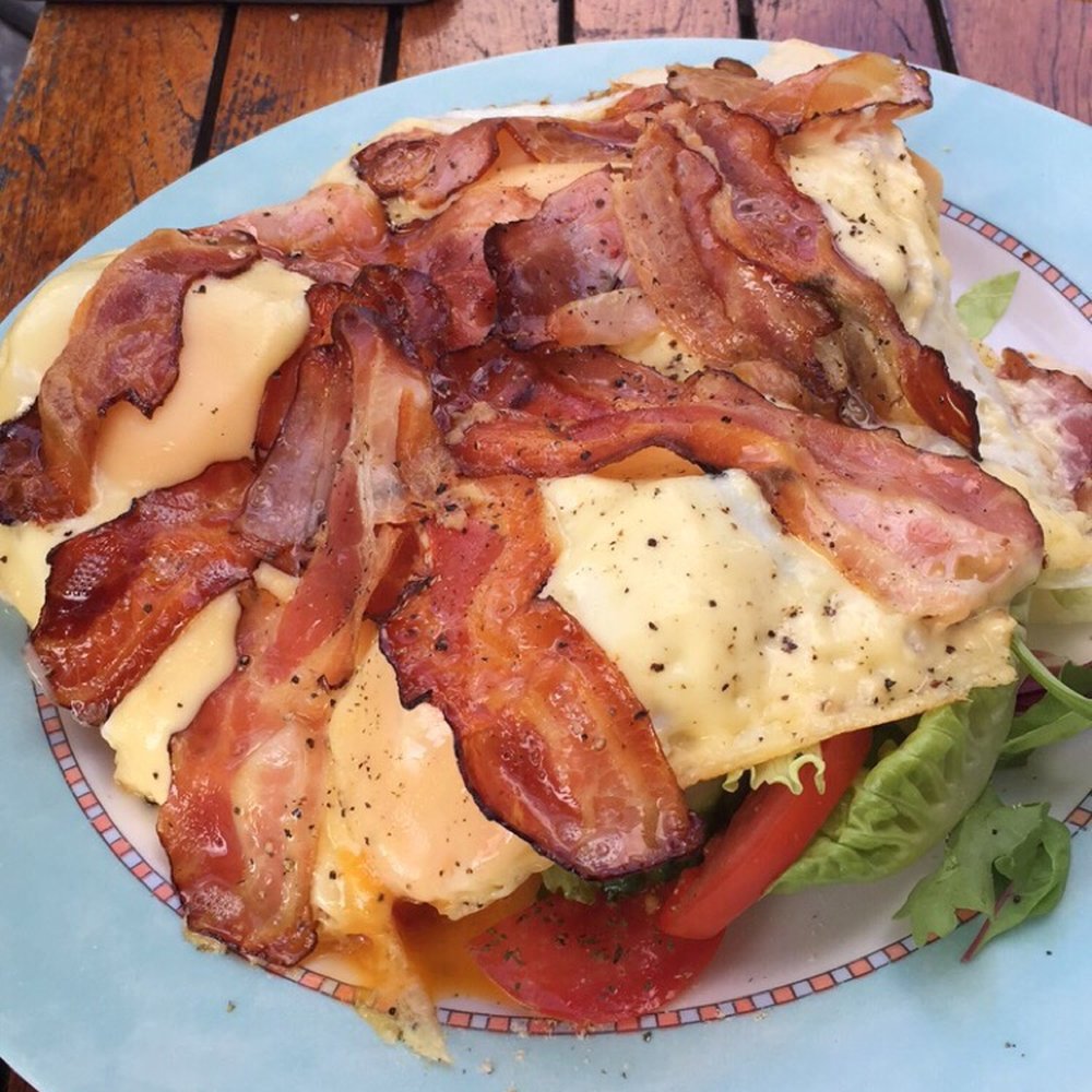 Broodje Bert - Breakfast & Brunch Near Me - Amsterdam, New Hampshire