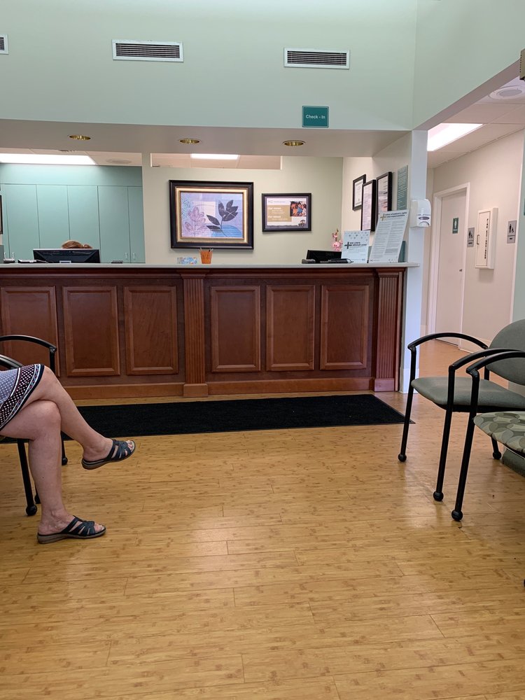 Medexpress Urgent Care 21 Reviews Urgent Care 13856 N Dale Mabry Hwy Tampa Fl Phone Number Yelp