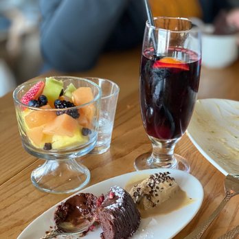 Moonraker Restaurant - Sangria, Tiramisu,Chocolate Lava Cake, Fresh Fruit - New American Near Me - Pacifica, California Moonraker Restaurant - Sangria, Tiramisu,Chocolate Lava Cake, Fresh Fruit - New American Near Me - Pacifica, California