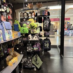 Hot Topic