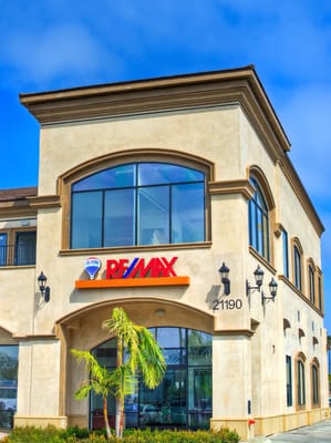 Jessica Keeney, REALTOR® - RE/MAX TerraSol by null