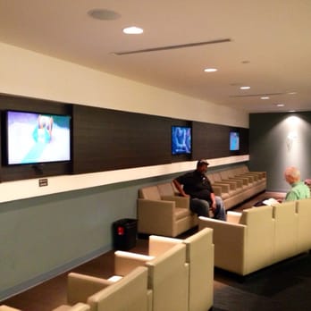 Retina Macula Institute - Reception Area - Retina Specialists Near Me - Torrance, California Retina Macula Institute - Reception Area - Retina Specialists Near Me - Torrance, California