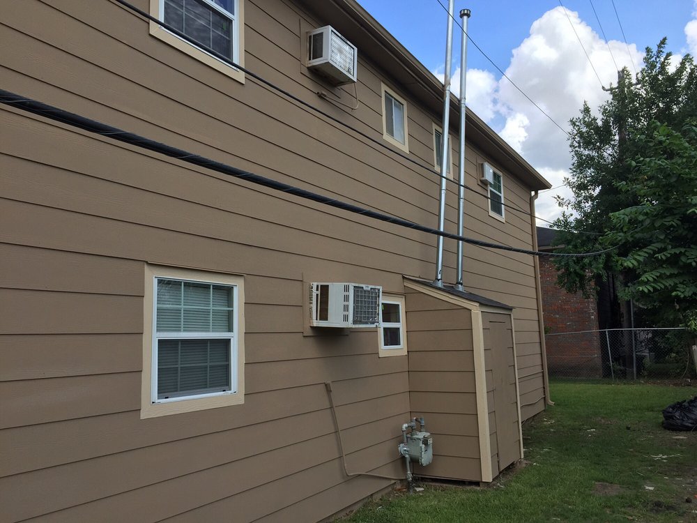 MIKE’S SEAMLESS GUTTERS & MORE Updated August 2024 72 Photos 19007 Silent Spruce Ct