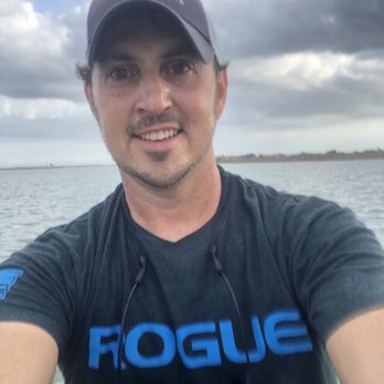 Padre Paddle Tours - I'll give instructions and demonstrations to get you standing in no time! - Paddleboarding Near Me Padre Paddle Tours - I'll give instructions and demonstrations to get you standing in no time! - Paddleboarding Near Me