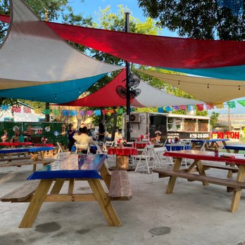 Little Mexico - Beautifully landscaped outdoor patio - Mexican Near Me - San Antonio, Texas
