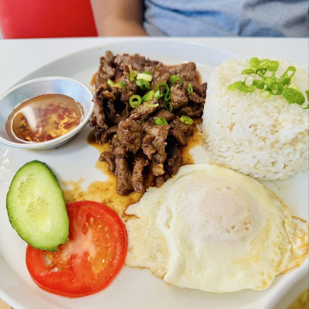 Mo Nina's Filipino Restaurant - Mexican Near Me - Northridge, California Mo Nina's Filipino Restaurant - Mexican Near Me - Northridge, California