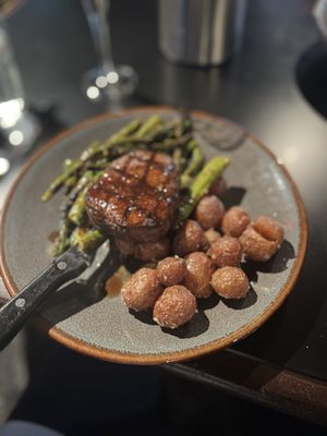 Joe Theismann's Restaurant by null