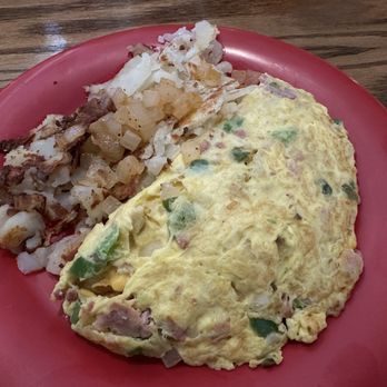 Blondies Diner - Denver omelette - American Near Me - River Grove, Illinois