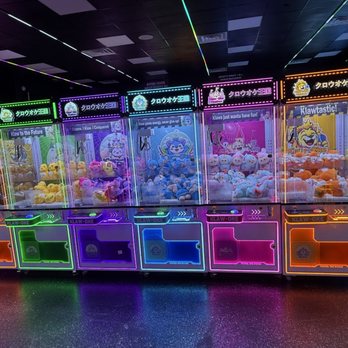 Klaw-Oke Kingdom - Arcades Near Me - Pearland, Texas