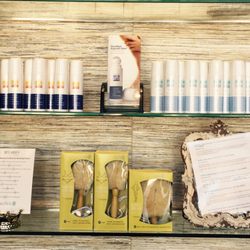 Brazilia Wax Austin - Products: PFB, Exfoliating brushes for dry brushing.