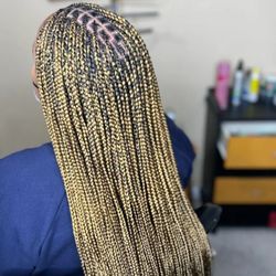Small knotless