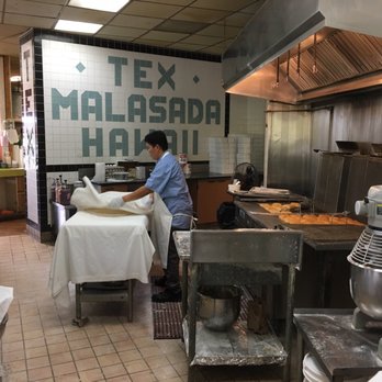 Tex Drive In - Caged person throwing a towel over the dough to let it rise - Fast Food Near Me - Honokaa, Hawaii