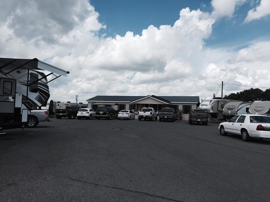 PRIMEAUX RV - CARENCRO - Updated February 2026 - 19 Reviews - 4715 NW ...