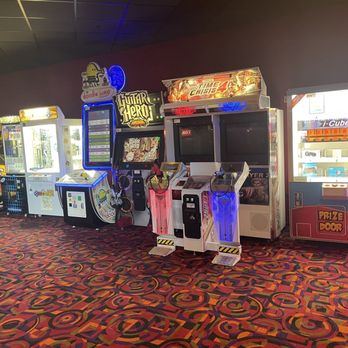 Century 16 Sandy Union Heights - Arcade section - Cinema Near Me - Sandy, Utah Century 16 Sandy Union Heights - Arcade section - Cinema Near Me - Sandy, Utah