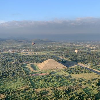 Aerodiverti - View of the pyramids - Hot Air Balloons Near Me - San Martín Centro, MEX Aerodiverti - View of the pyramids - Hot Air Balloons Near Me - San Martín Centro, MEX