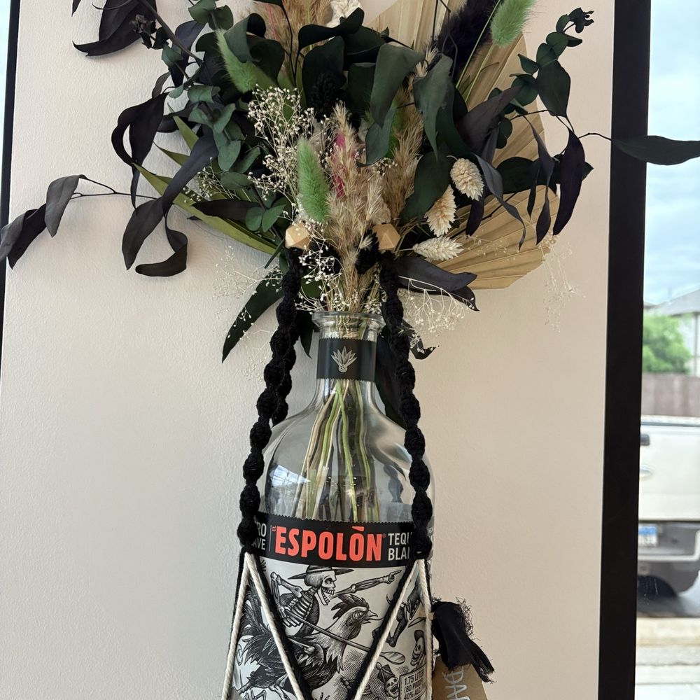 Polyphonic Coffee - Flower bouquet for sale - Coffee & Tea Near Me - Austin, Texas Polyphonic Coffee - Flower bouquet for sale - Coffee & Tea Near Me - Austin, Texas