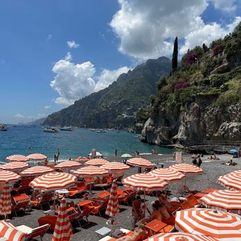 Arienzo Beach Club - Beach Bars Near Me - Sant'arsenio, SA