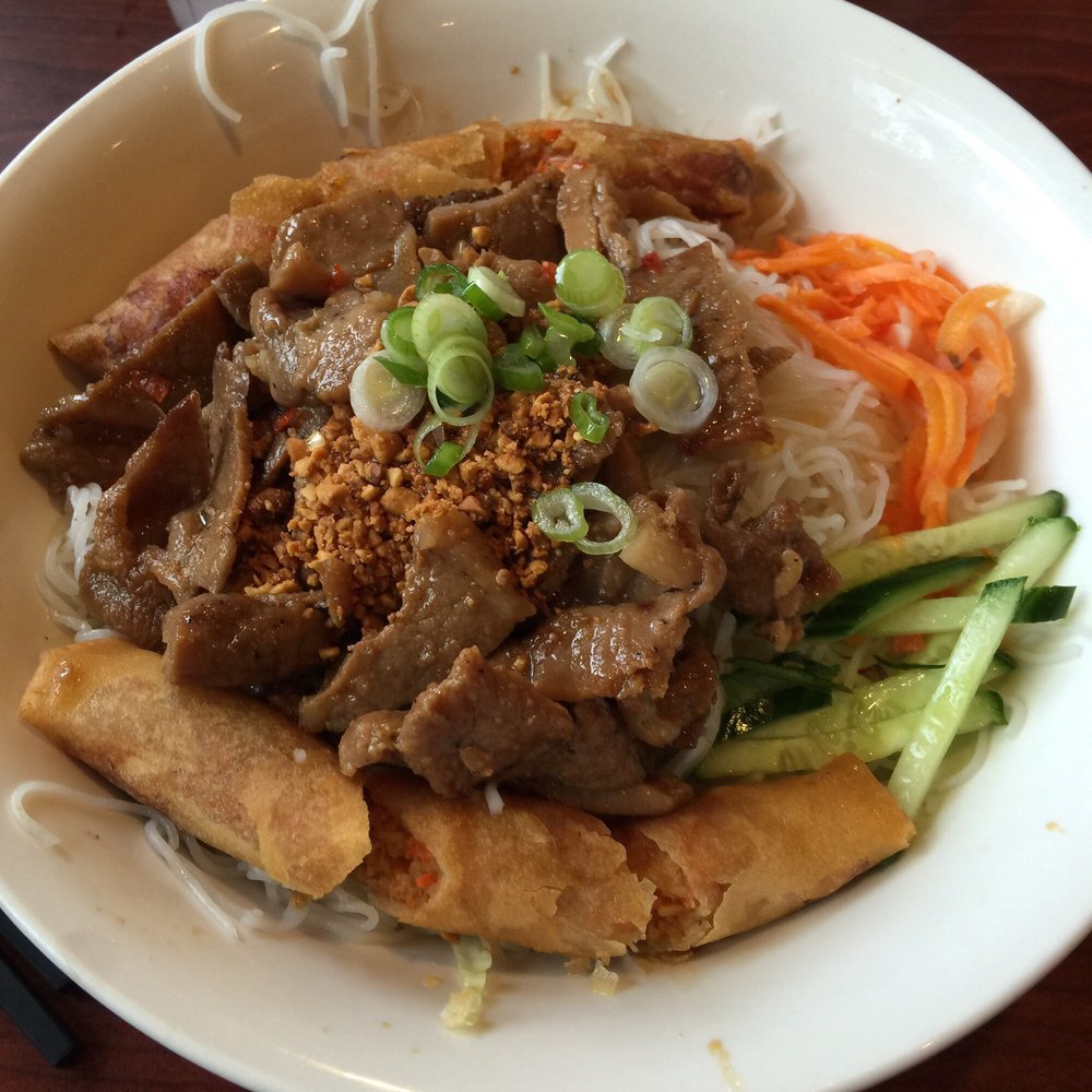 Noodle King Vietnamese Restaurant - Charbroiled Pork and spring roll vermicelli - Vietnamese Near Me - Calgary, Alberta Noodle King Vietnamese Restaurant - Charbroiled Pork and spring roll vermicelli - Vietnamese Near Me - Calgary, Alberta