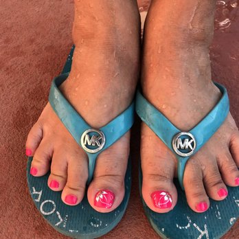 TJ Nail Spa - Hot pick with flower design - Nail Salons Near Me - Pico Rivera, California TJ Nail Spa - Hot pick with flower design - Nail Salons Near Me - Pico Rivera, California