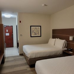 Holiday Inn Express & Suites Albany