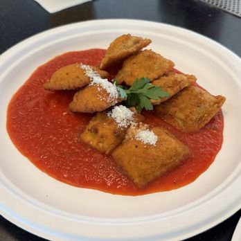 Harry Caray’s Shortstop - Toasted ravioli- we got 1/2 and 1/2 sausage and cheese - Bars Near Me - Chicago, Illinois Harry Caray’s Shortstop - Toasted ravioli- we got 1/2 and 1/2 sausage and cheese - Bars Near Me - Chicago, Illinois