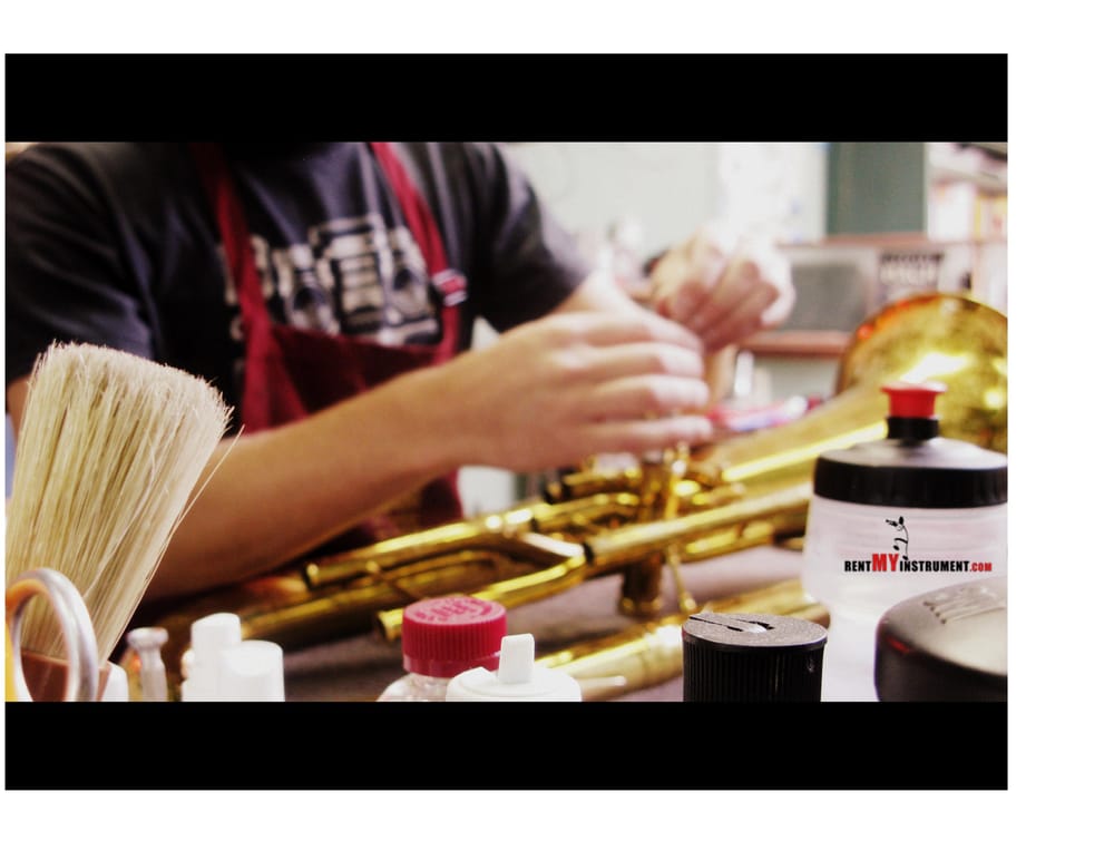 RENT MY INSTRUMENT Updated October 2024 12 Photos 3124 Gilham Plz, Kansas City, Missouri