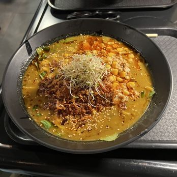 REDWHITE - Boston - "S" No 7 Ginger Curry - Sushi Bars Near Me - Boston, Massachusetts