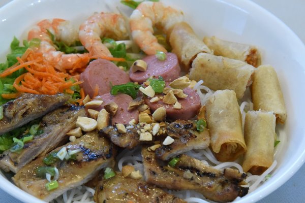 PHO X.O. - Updated June 2026 - 11 Reviews - 6 Crowfoot Circle NW ...