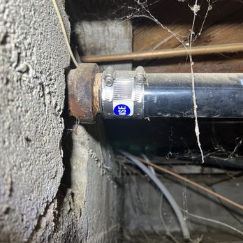 Fix It Quick Plumbing - Existing cast iron where there is a crack - Plumbing Near Me - Canoga Park, California